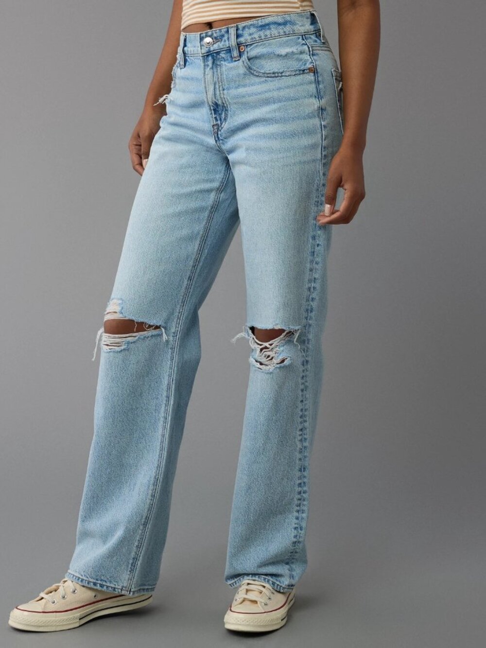 AMERICAN EAGLE Strigid Ripped High-Waisted Stovepipe Jean - Sz 4 Short - NWT NEW